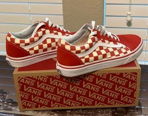 vans checkered old skool red