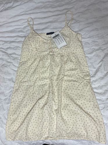 Brandy Melville Arianna Floral Dress White - $17 (50% Off Retail