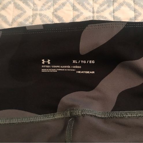 Under Armour Size XL Black Gray Heatgear Fitted Reflect Printed Ankle  Leggings