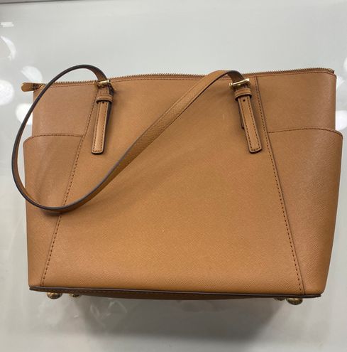Michael Kors Jet Set East West Logo Charm Saffiano Leather Tote Bag Tan -  $50 (78% Off Retail) - From Ariana