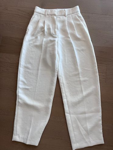 Aritzia Wilfred Carrot Pant Size 2 - $90 (39% Off Retail) - From Naomi