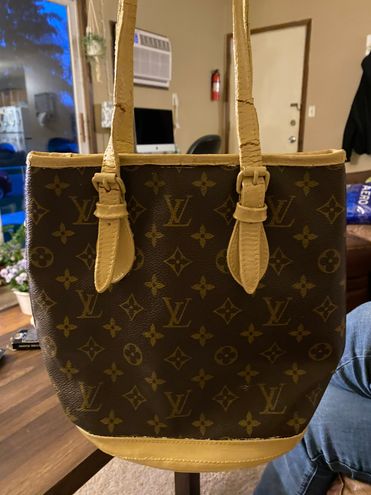 LOUIS VUITTON BUCKET BAG PM