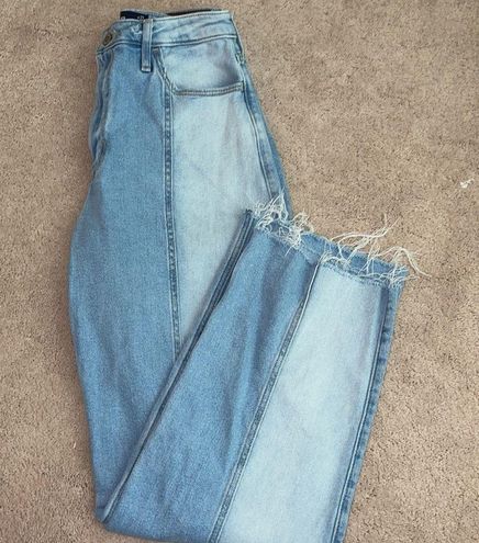 Hollister Straight Leg Jeans Size 27 - $14 - From finlee