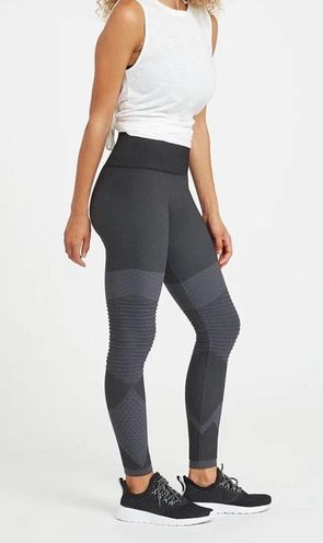 Spanx Look at Me Now Seamless Moto Leggings Size S Gray - $29