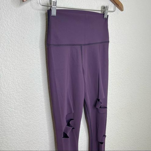 Alo Yoga Burgundy Plum Ripped High Waisted Leggings Size XS - $27