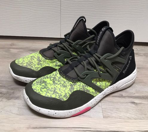 Ed Mere end noget andet deadlock Reebok Hayasu Black And Green Dance/ Training Shoes Multiple Size 8.5 - $68  (43% Off Retail) - From Stephanie
