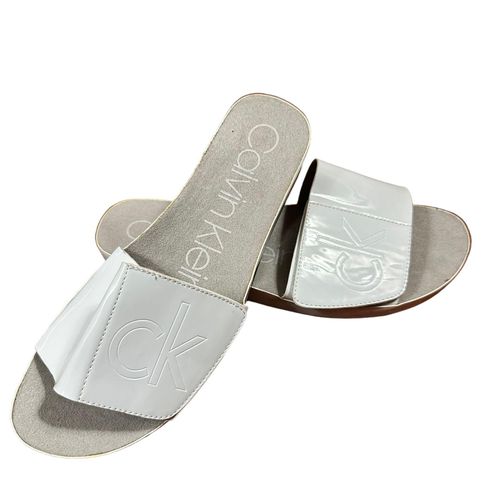 Calvin Klein Size - 7 White Tumbled Flip Flop Summer Slippers - $17 - Jo