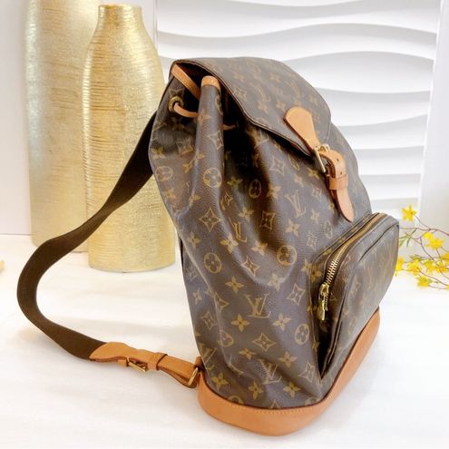 Louis Vuitton AUTHENTIC❤️ Montsouris GM Backpack Monogram Canvas - $1279 -  From Uta