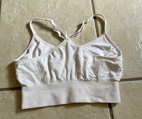 Pro-Fit Seamless Bra - $6 - From Natalie