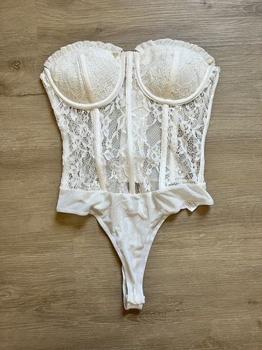 Lulus White Lace Strapless Corset Bodysuit Size M - $26 (43% Off