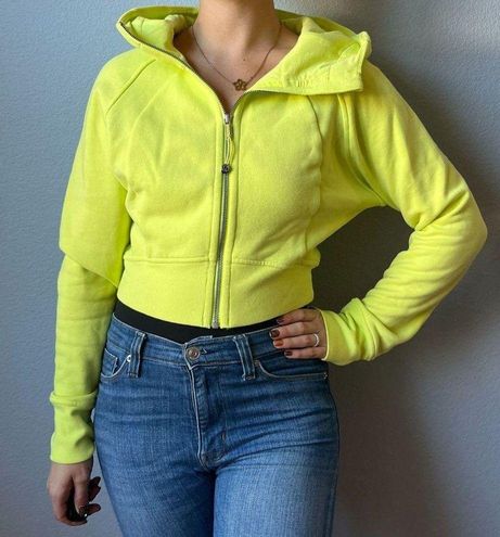 The smallest scuba full zip cropped hoodie that my store had in stock was  size 4 electric lemon. I was surprised that I actually liked such a bright  color. Do you think