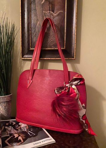 Louis Vuitton Lussac Tote Bag in Red Epi Leather - Louis Vuitton