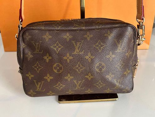 Louis Vuitton Trousse 23 Brown - $315 - From Fancy