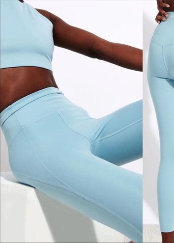 Girlfriend Collective High Waist Compressive 7/8 Leggings XS Sky Blue NWT