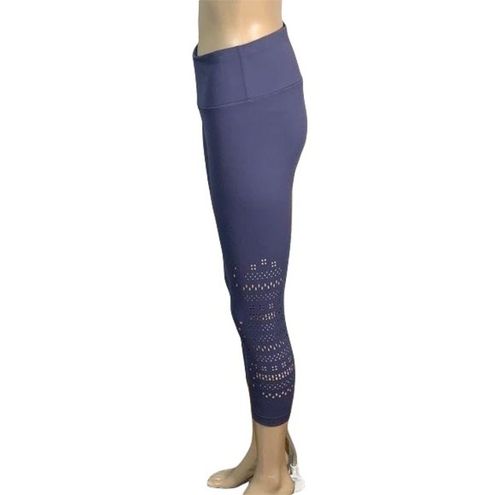 Yogalicious Womens Laser Cut Yoga Athletic Capri Leggings Posh Plum Small  EUC - $23 - From Tiffany