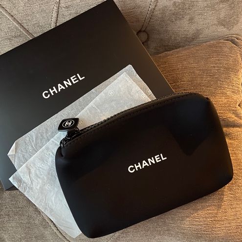 Chanel Clutch Makeup Pouch Gift Box Set Black - $60 New With Tags - From  Katie