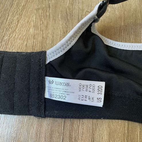 Wacoal padded bra black with white trim Women's size 32DD - $17 - From Ginny