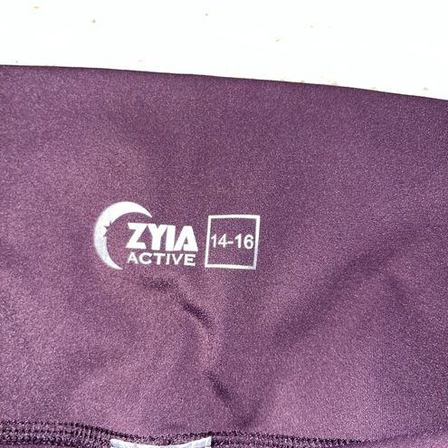 Zyia active cropped leggings size 14-16 - $28 - From Ava