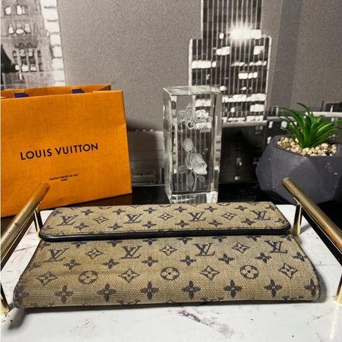 Louis Vuitton Authentic Denim Mini Lin Long Wallet - $317 - From