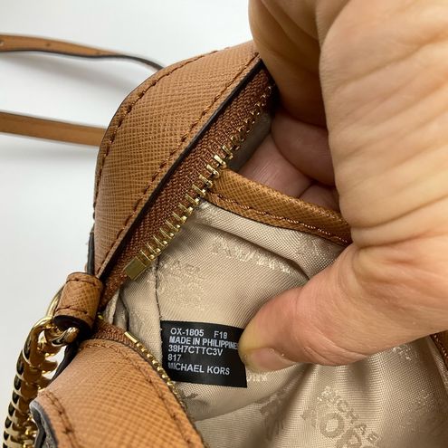 Michael Kors NWOT SQUARE JET SET MONOGRAM CROSSBODY BAG - $63 - From Millers