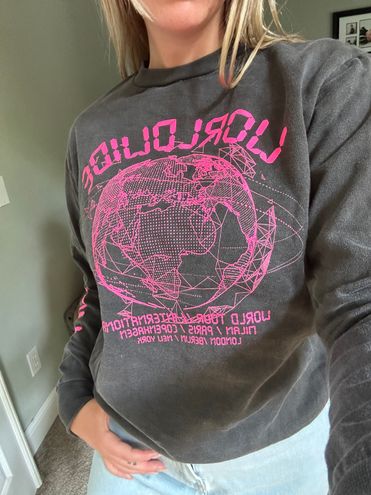 Worldwide Graphic Sweatshirt