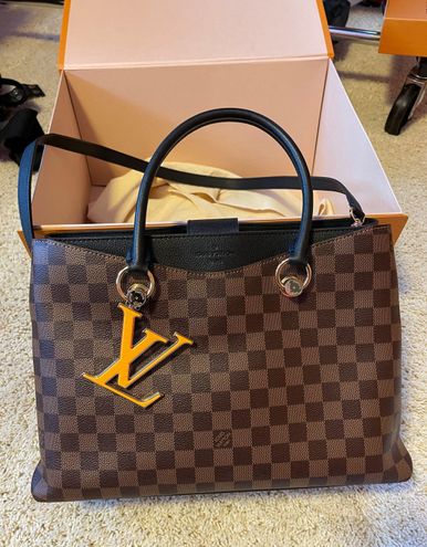 Louis-Vuitton Riverside-Excellent Condition/Barely Used