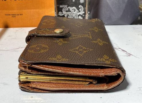 Louis Vuitton Authentic Monogram French Kisslock Wallet - $202