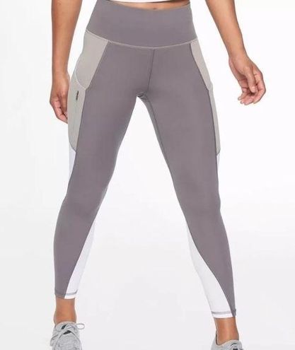 Athleta 7/8 Leggings Size Small. Great Pre-owned Condition with