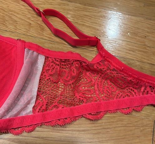 Victoria's Secret very sexy red push -up without padding bra size 38C. -  $25 - From Mike