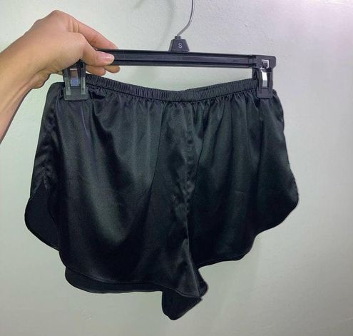 SKIMS Black Shine Satin Lounge Shorts Size XS - $42 New With Tags - From  Star