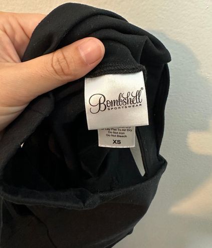 Bombshell sportswear - Black Open Sides Booty Scrunch Leggings Sexy Workout  Size XS - $78 - From Abbey