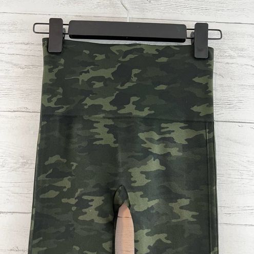 Spanx Green Camo Seamless Leggings Size S - $32 - From Tabitha