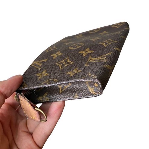 Louis Vuitton Monogram Toiletry Pouch 15 – Season 2 Consign