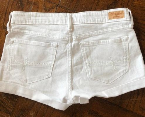 denizen white shorts