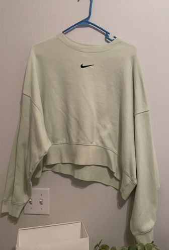 Nike Cropped Crew Neck Sweatshirt Multiple Size L 18 66 Off