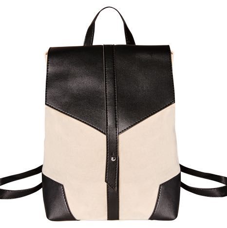 Deux Lux Black Crossbody Purse