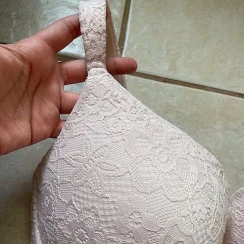 Laura Ashley 40DD Pink Lace Bra Size undefined - $6 - From Natalie