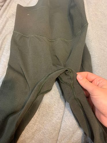 Lululemon forest green leggings Size 6 - $30 (66% Off Retail) - From  MaryKate