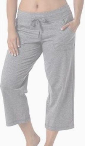 danskin loose fit capri