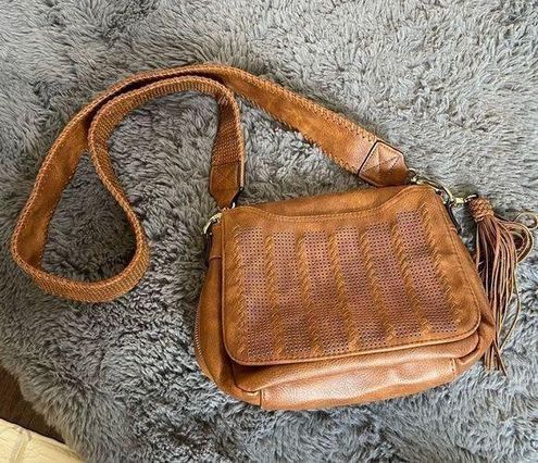 Steve Madden “BTEENIE” crossbody, Vegan Handbag