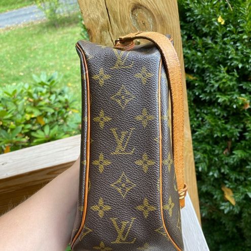 LOUIS VUITTON Blois Vintage Monogram Canvas Crossbody Bag Brown