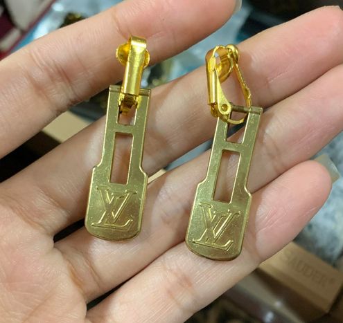 gold louis vuitton earrings