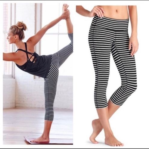 Athleta Black & White Striped Chaturanga Cropped Leggings XXS