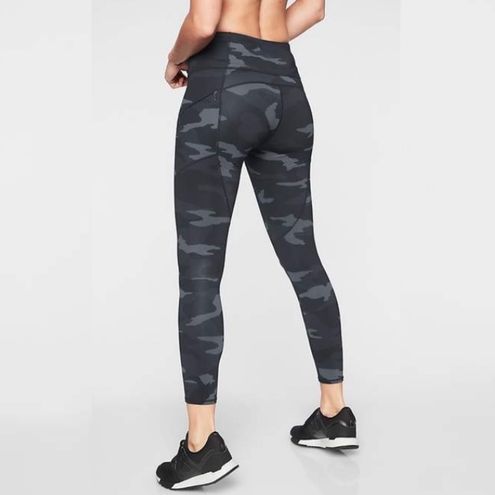 Athleta Black Gray Camo Contender 7/8 Tights Powerlifting Leggings