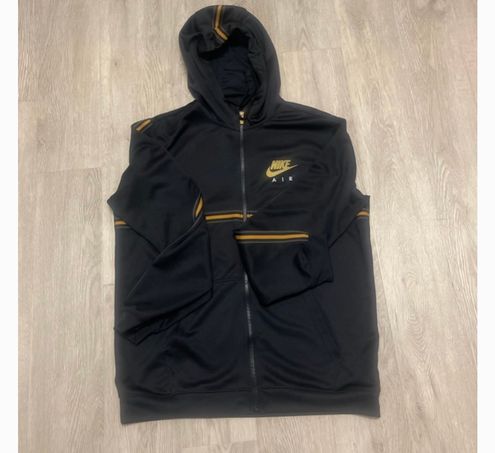 Nike Black And Gold Jacket - $42 (57 