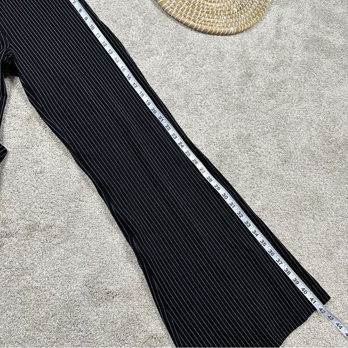 Wide-Leg Two-Pocket Dress Pant Yoga Pants (Black Pinstripe)
