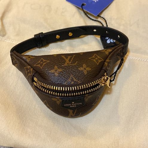 Louis Vuitton Party Bumbag Bracelet (PARTY BUMBAG BRACELET, M6562A