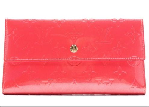 Louis Vuitton Fuchsia Embossed Patent Leather Multi Slot Continental Wallet  - $417 - From Luckygurl