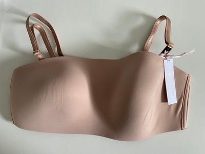 Victoria's Secret Wireless Strapless Bra Tan Size L - $13 (67% Off