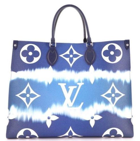 Louis Vuitton on the go giant escale GM blue white